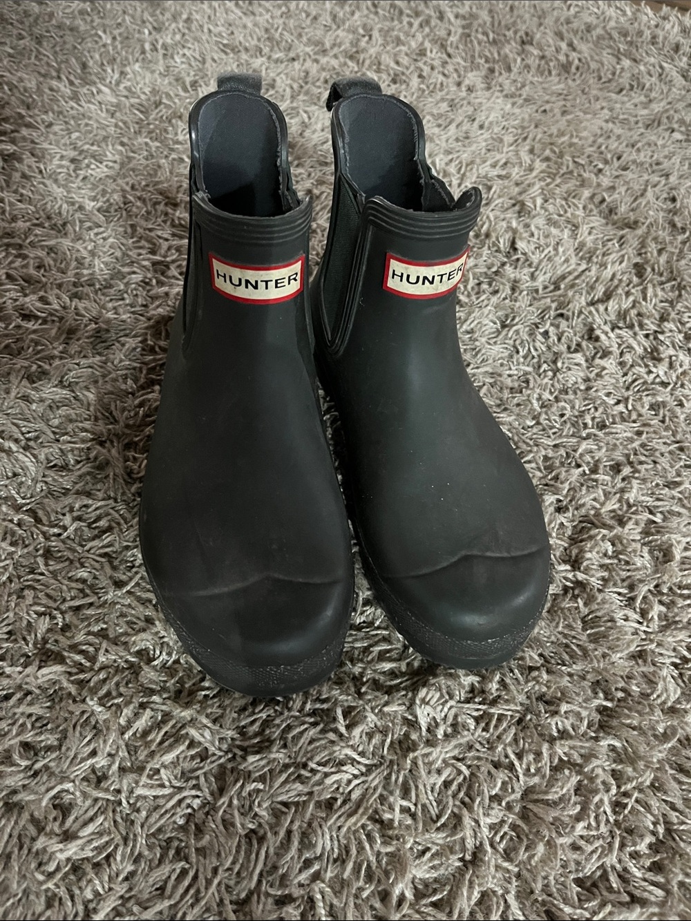 Hunter Kids Black Chelsea Waterproof Rain Boots with Logo